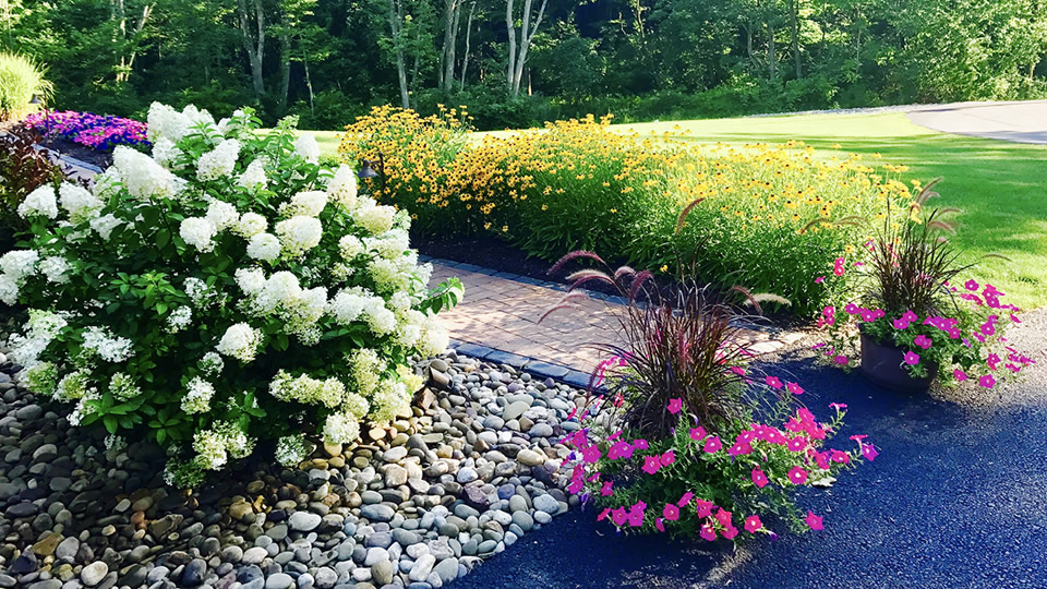 Custom Designs from McCloskey's Landscaping
